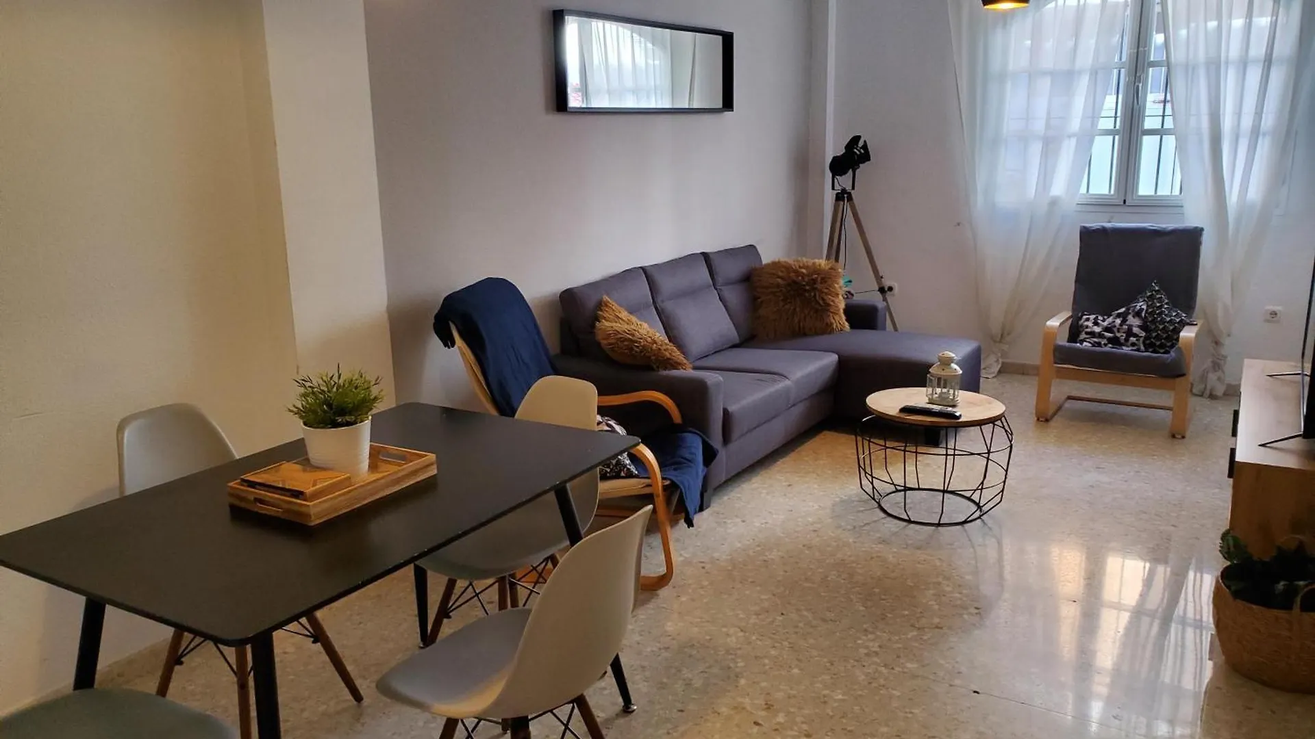 Apartamento con parking gratis en el centro de Malaga Apartamento 0*,