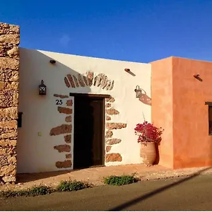 https://casa-yeya.in-canary-islands.com